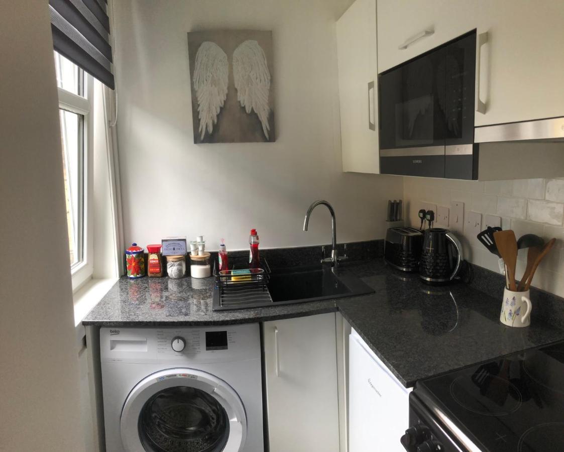 Cosy One Bedroom Flat In City Center Édimbourg Extérieur photo