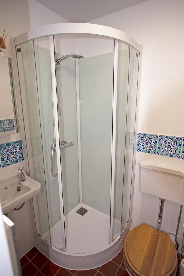 Cosy One Bedroom Flat In City Center Édimbourg Extérieur photo